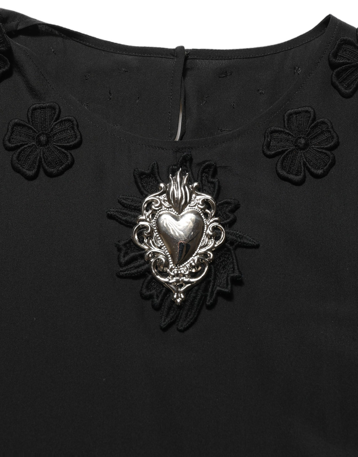 Dolce & Gabbana Schwarze Seidenbluse mit Blumenmuster und Herzapplikation