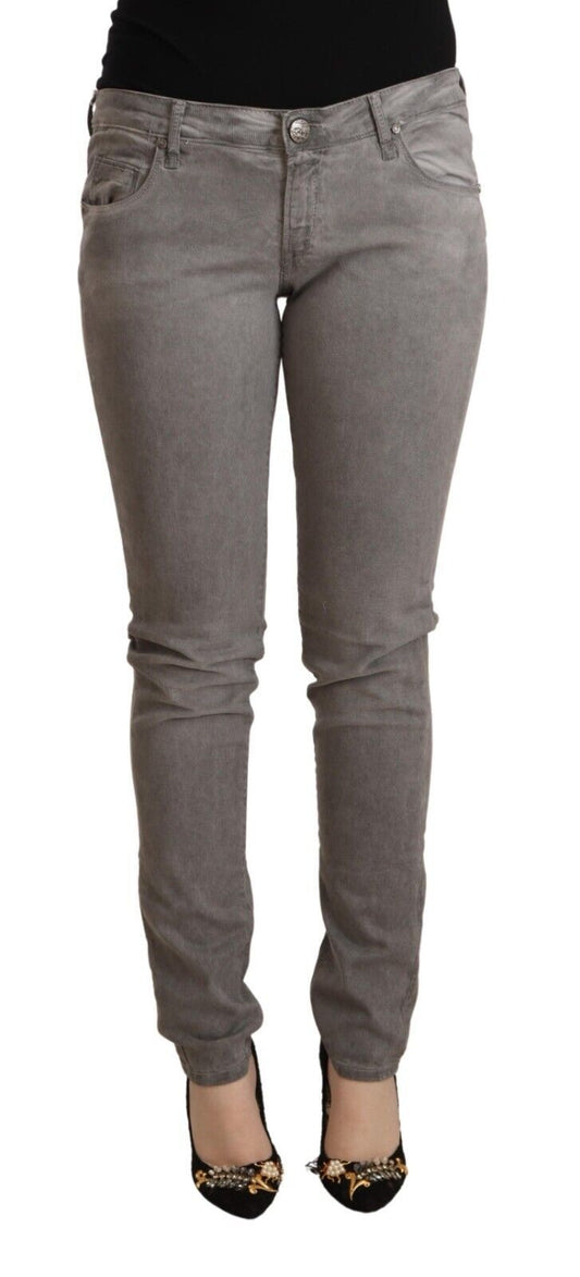 Acht Skinny Push-Up-Jeans aus Baumwolle in Grau mit niedriger Taille