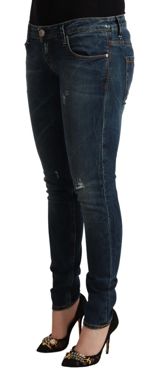 Acht – Blau verwaschene Slim-Fit-Jeans mit niedriger Taille