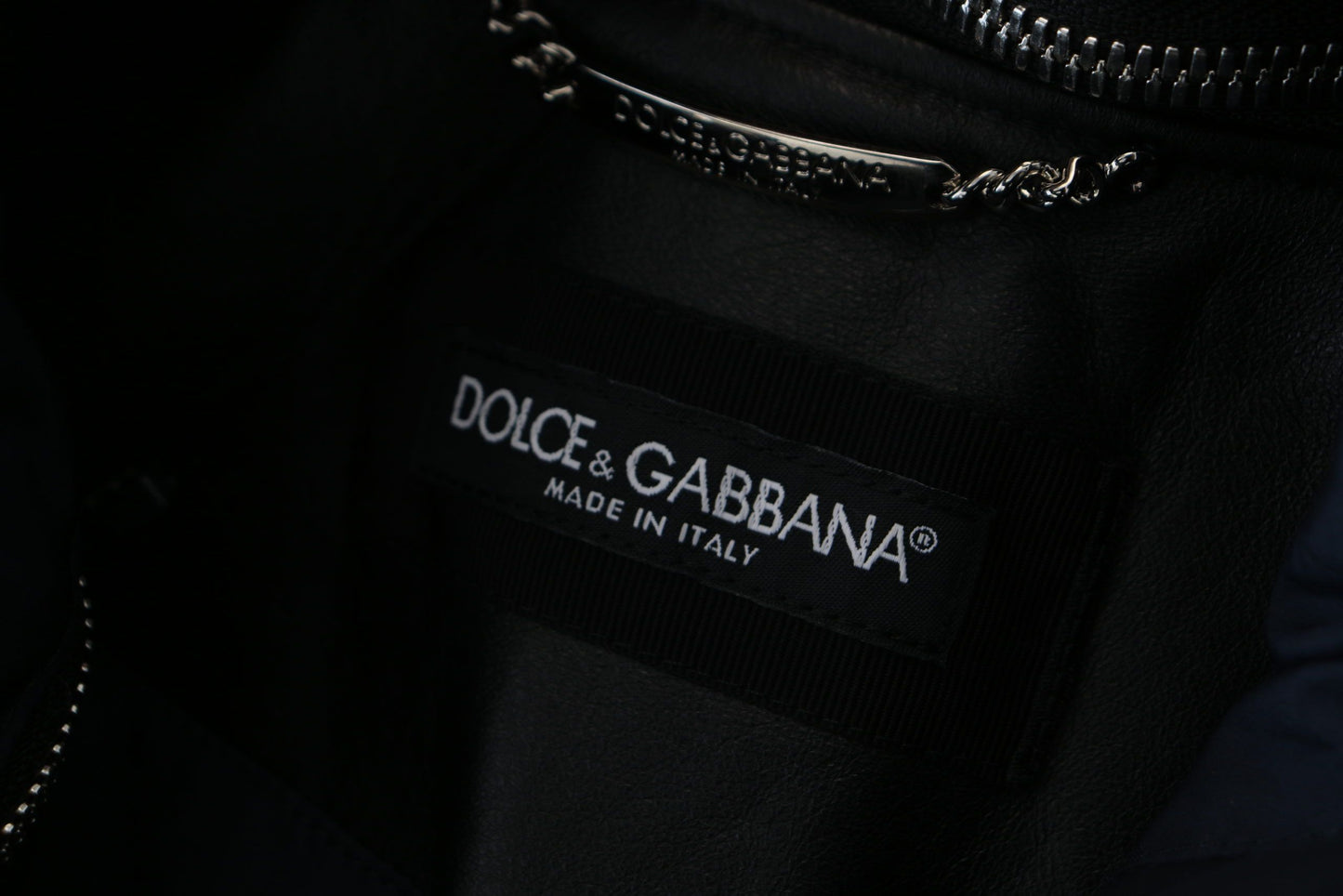 Dolce & Gabbana – Schwarze Blousonjacke aus Polyester mit Kapuze