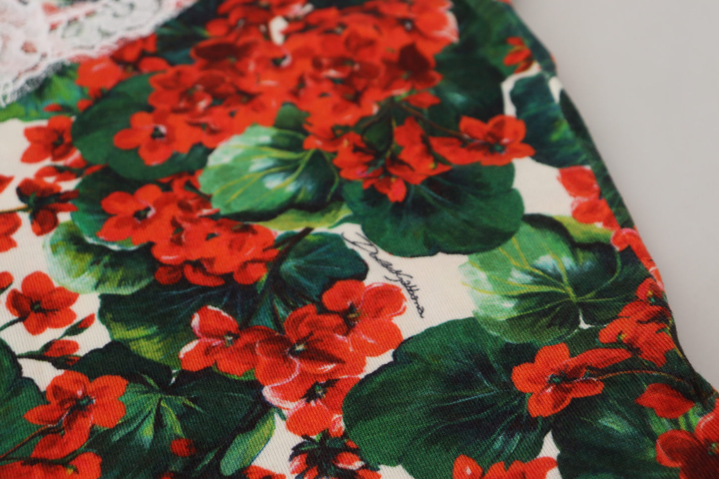 Dolce & Gabbana – Weißes Tanktop aus geblümter Wollspitze