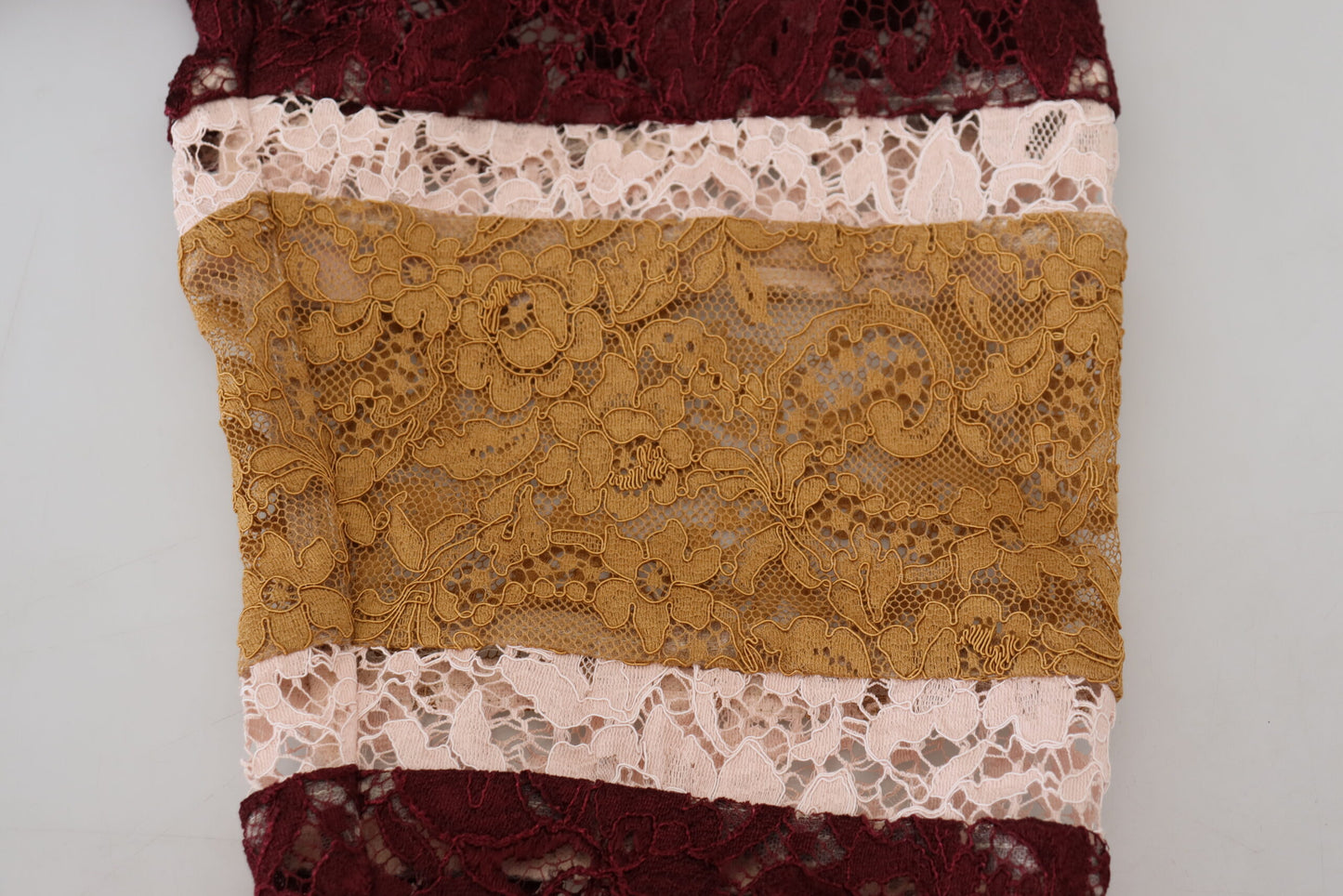 Dolce & Gabbana Mehrfarbiger Pullover mit V-Ausschnitt aus Spitze