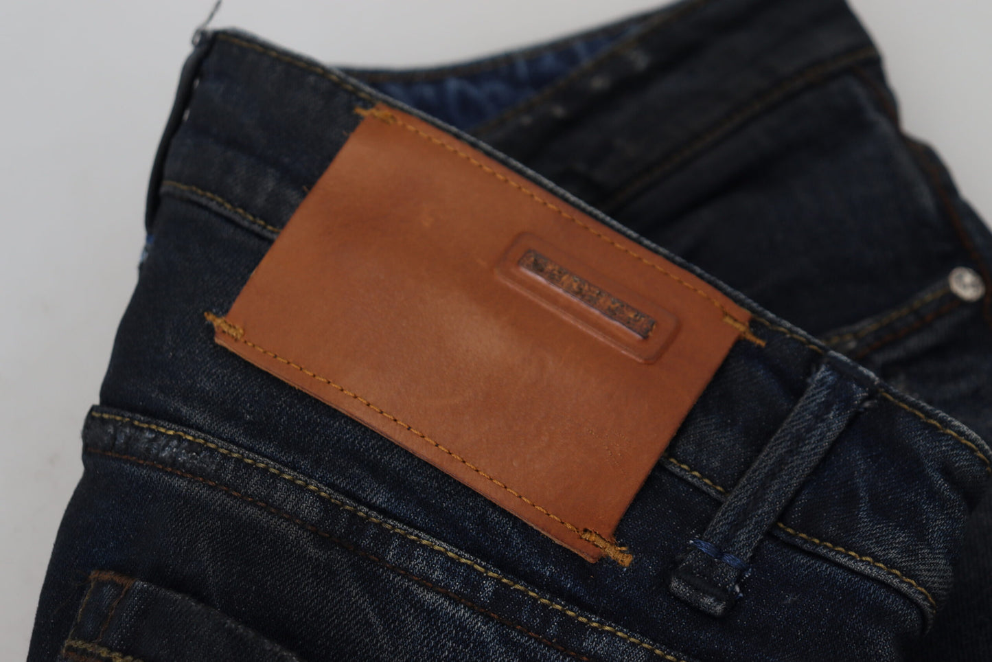 بنطلون جينز نسائي كاجوال ضيق بخصر منخفض من القطن باللون الأزرق الفاتح