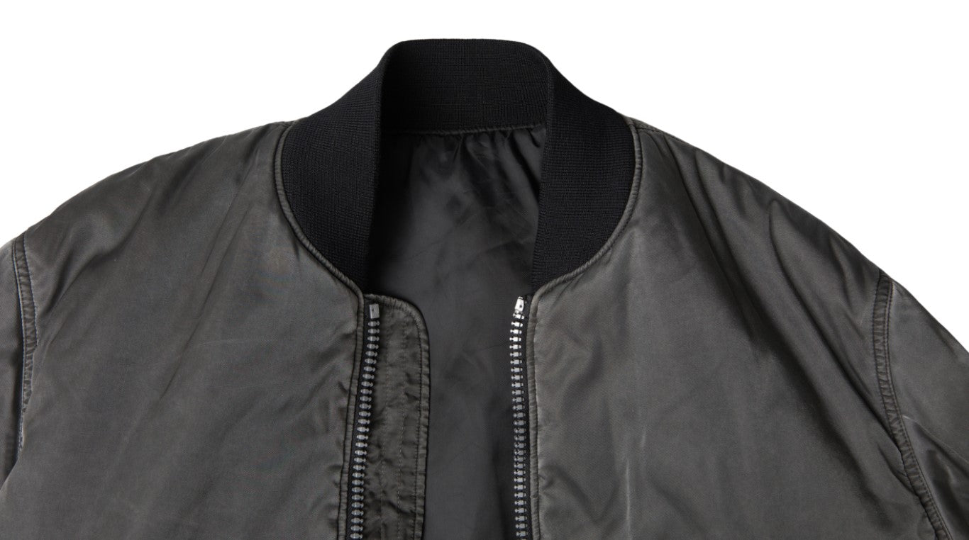 MM6 Maison Margiela – Graue Bomberjacke mit Reißverschluss und Taschenärmeln