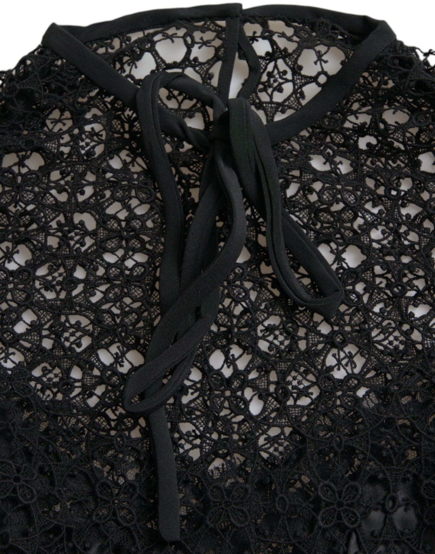 Dolce & Gabbana – Schwarze Bluse mit Blumenspitze und kurzen Ärmeln