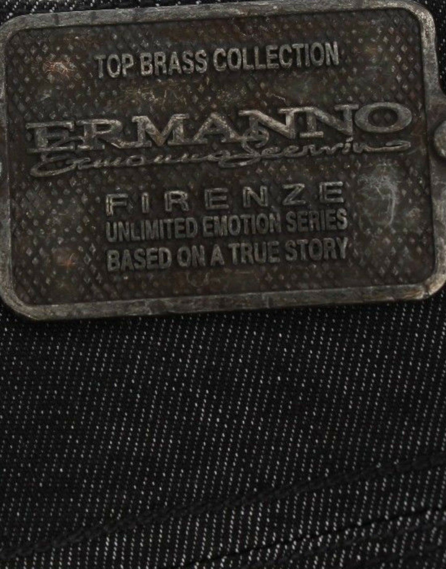 بنطلون جينز أسود ضيق من Ermanno Scervino بقصة ضيقة من قماش الدنيم