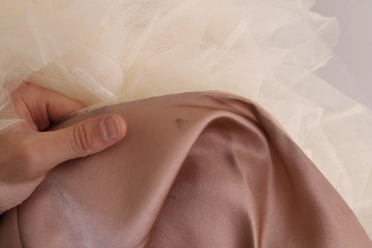 Dolce & Gabbana – Ballkleid aus kristallrosa Seide mit Kronleuchter