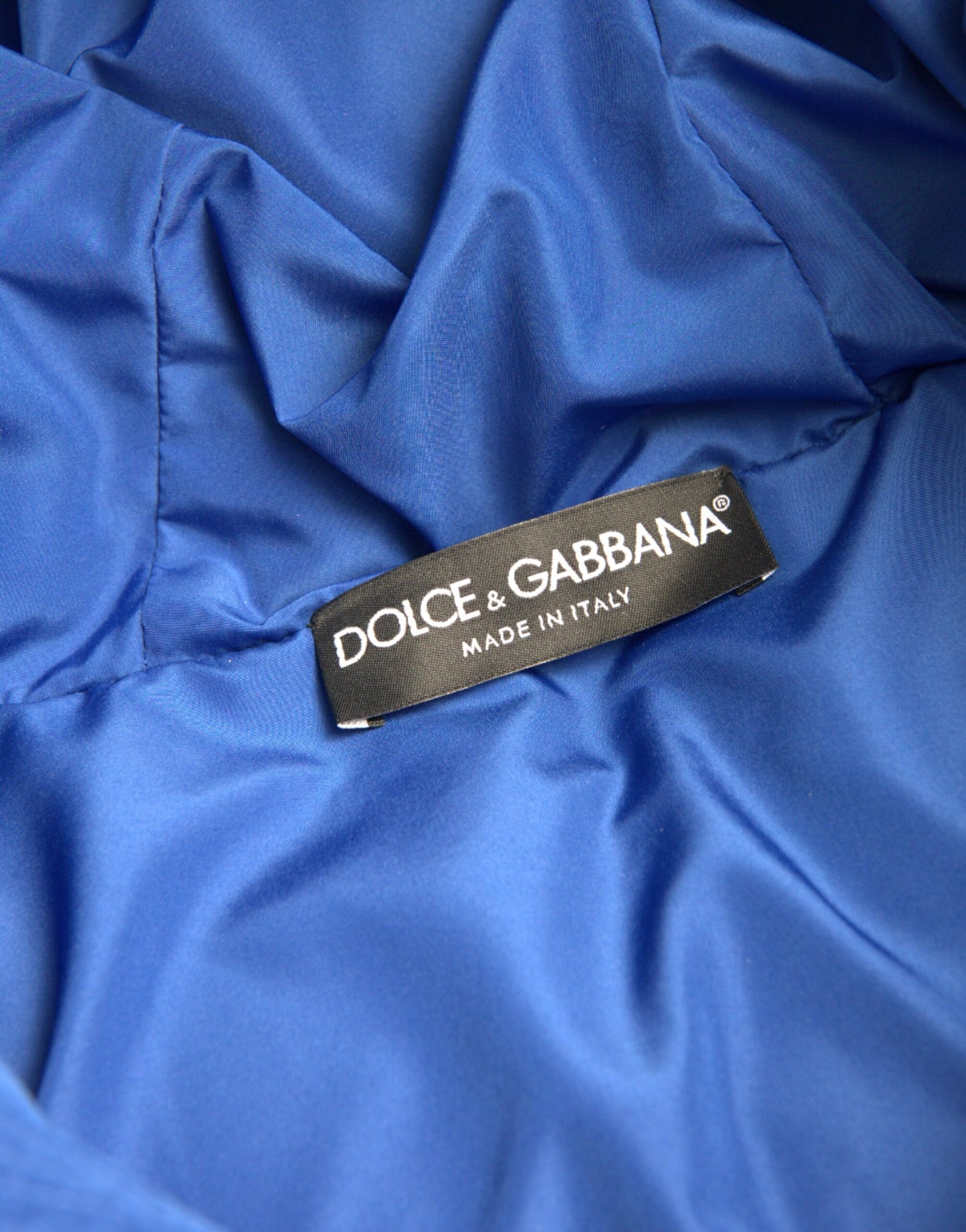 Dolce & Gabbana – Pufferjacke mit Kapuze und mehrfarbigem Schmetterlingsmuster