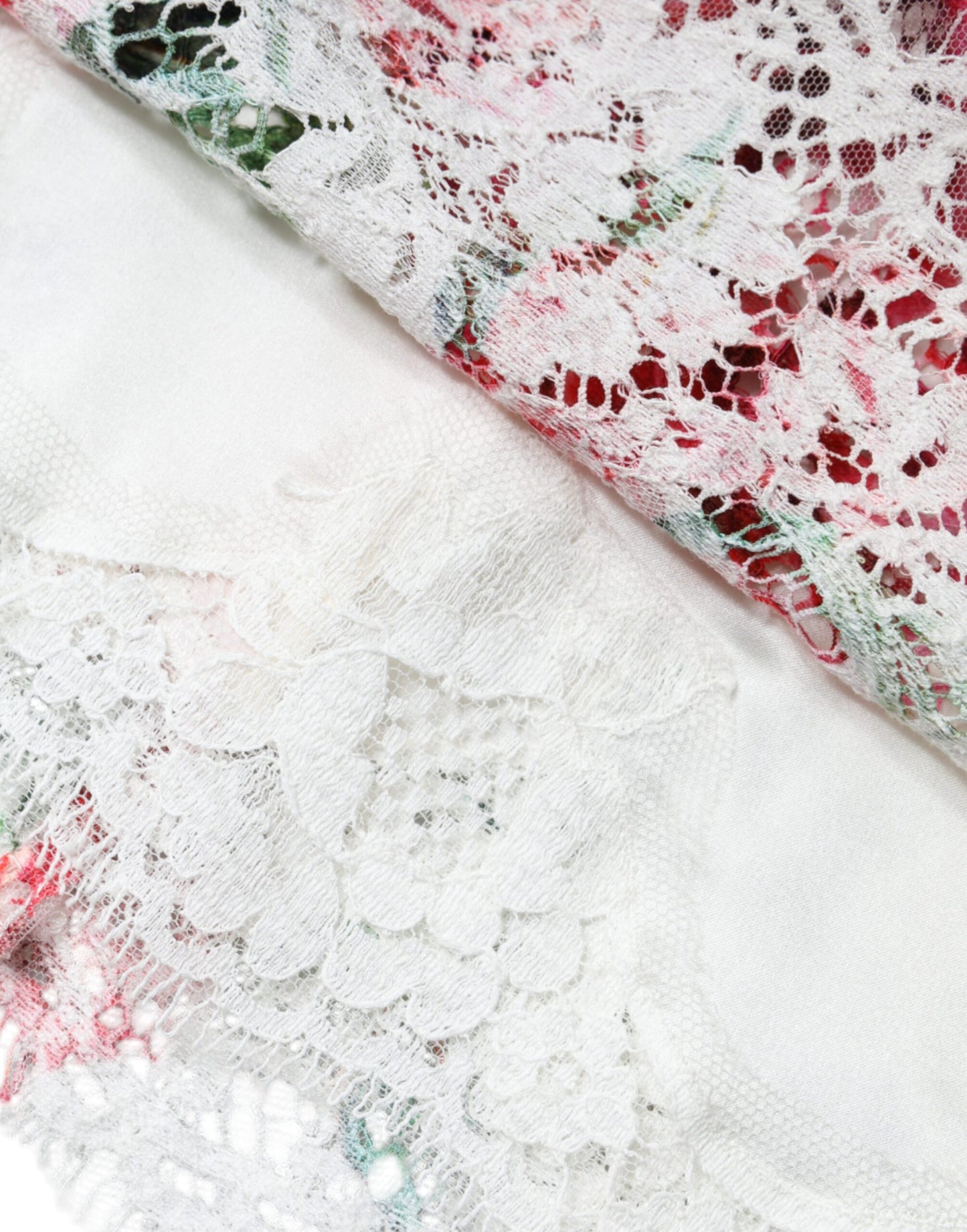 Dolce & Gabbana – Kurzärmliges Blusentop mit weißer Pfingstrosenspitze