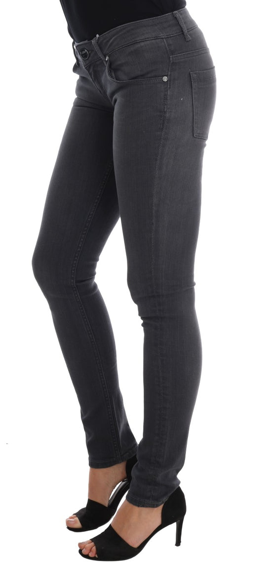 Acht Graue Slim Fit Jeans aus Baumwolle
