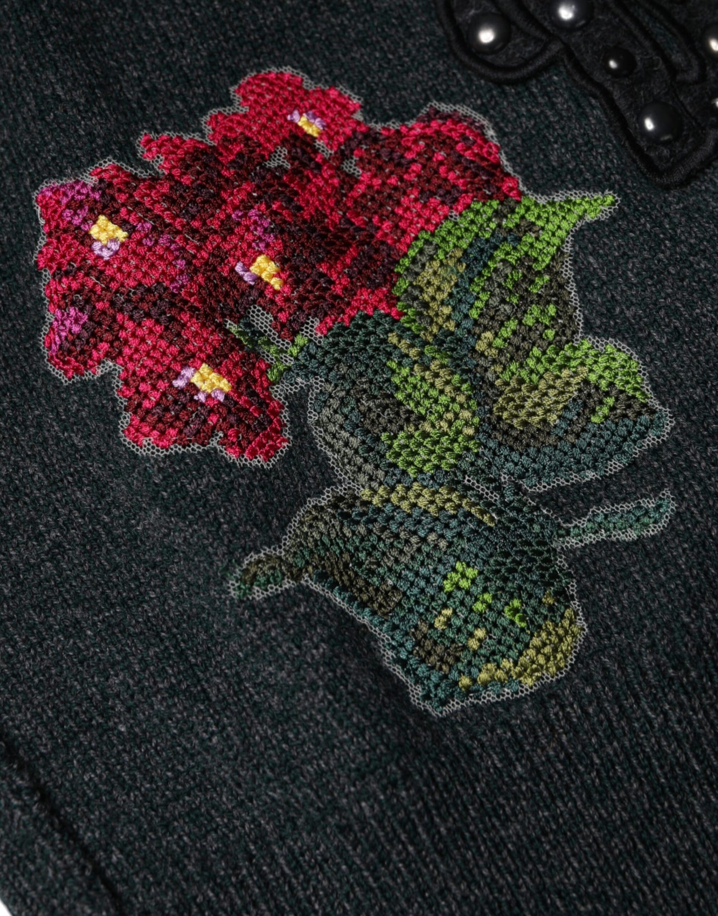 Dolce & Gabbana Grauer Pullover mit Rundhalsausschnitt und Verzierung