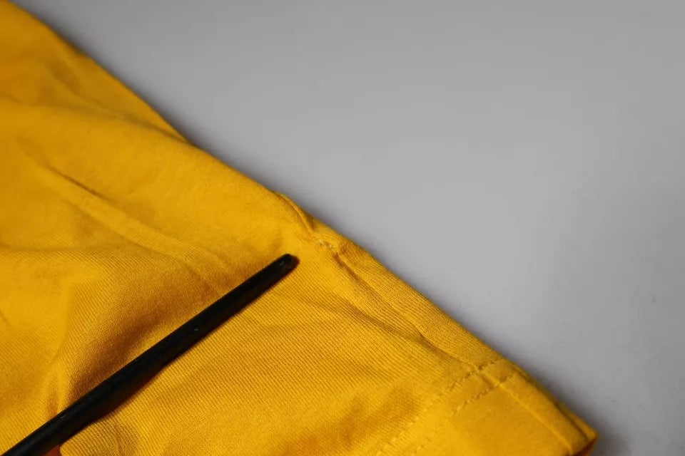 Dolce & Gabbana – Senfgelbes T-Shirt mit Rundhalsausschnitt und geprägtem Logo