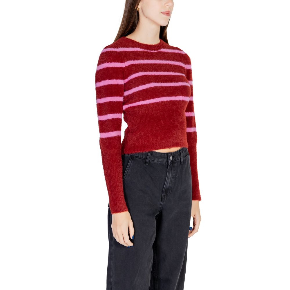 Only Roter Nylonpullover