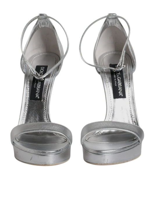 Dolce & Gabbana Keira Sandalen aus silbernem Leder mit Plateau