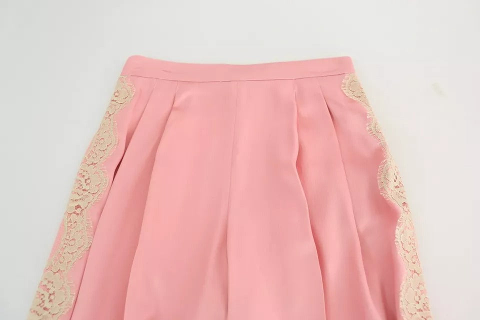Dolce & Gabbana – Hose aus Seidensatin mit weitem Bein und Spitzenbesatz in Rosa