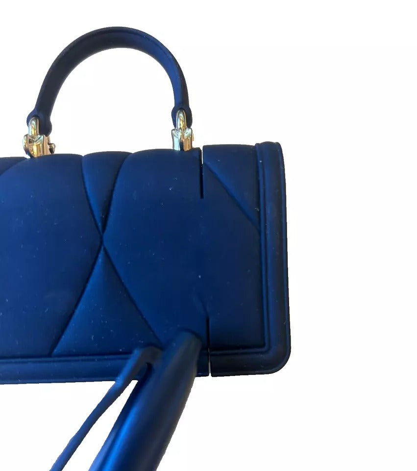 Dolce & Gabbana – Airpods-Hülle „Devotion“ aus schwarzem Silikon mit Herz- und Goldkette