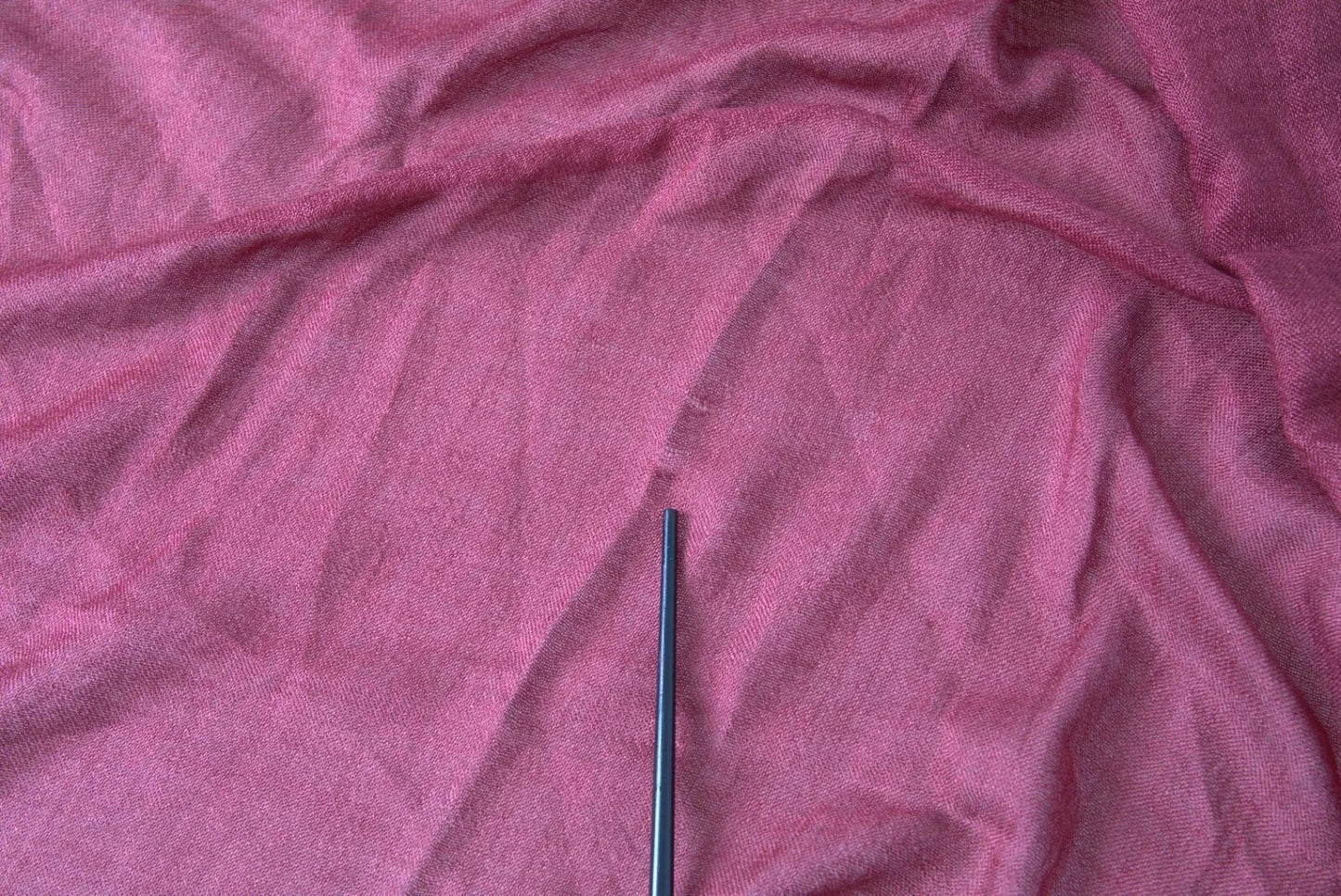 Dolce & Gabbana – Kaschmir-Strick-Wickelschal mit Fransen, kastanienbraun