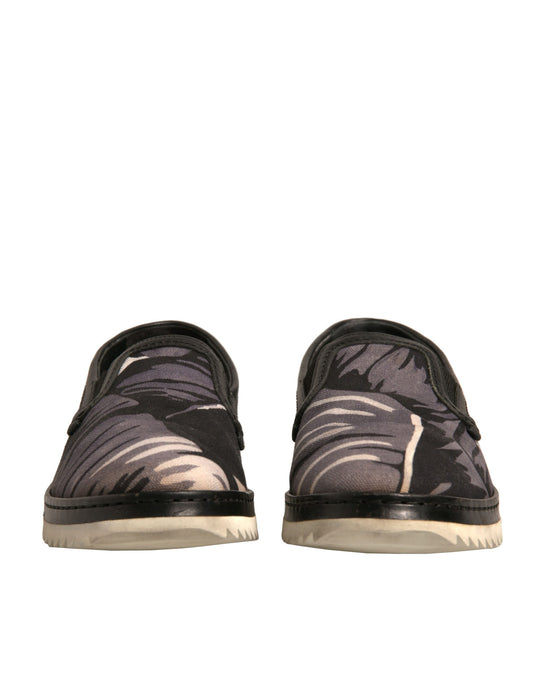 Dolce & Gabbana – Slipper aus schwarzem Canvas mit tropischem Print