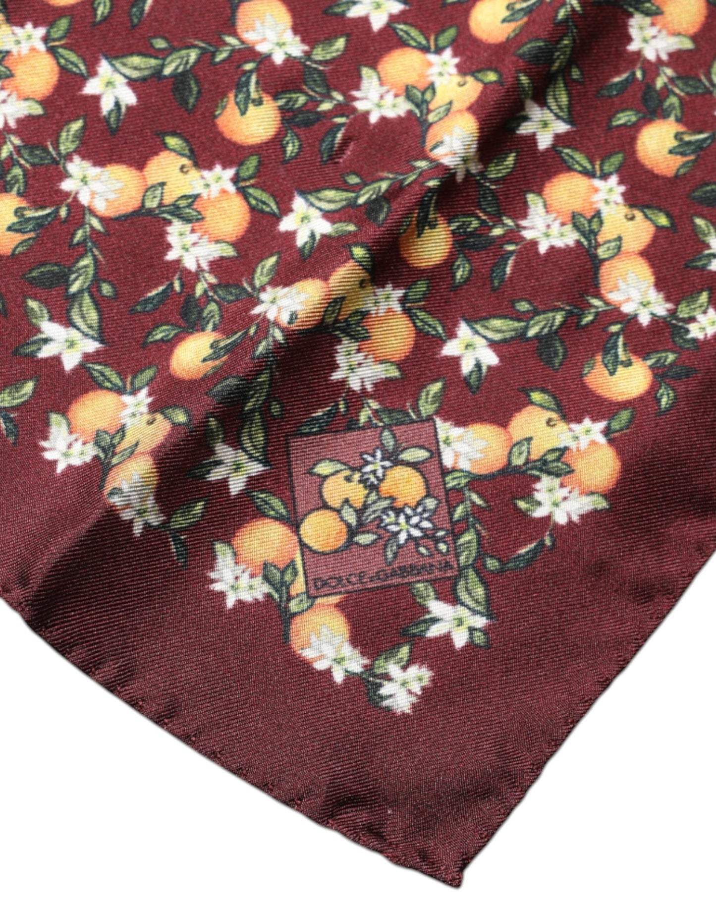 Dolce & Gabbana Kastanienbraunes orangefarbenes quadratisches Seidentaschentuch