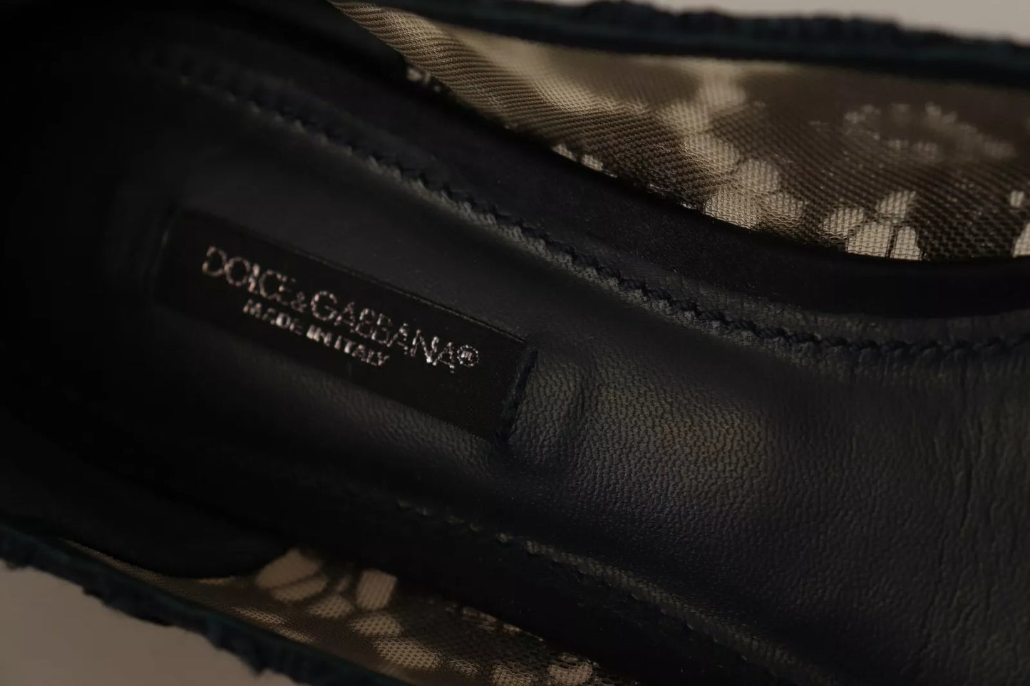 Dolce & Gabbana – Blaue Ballerinas mit Kristallen und Spitze