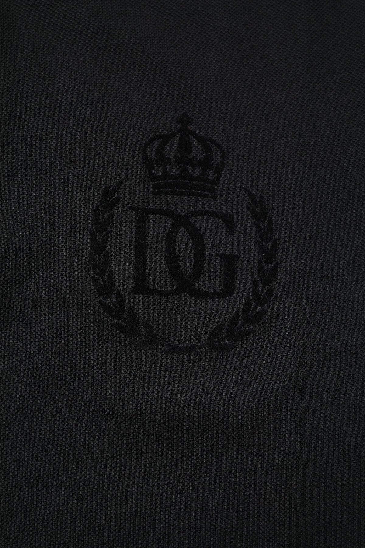 Dolce & Gabbana – Schwarzes Poloshirt aus Baumwolle mit DG-Logo und Kragen
