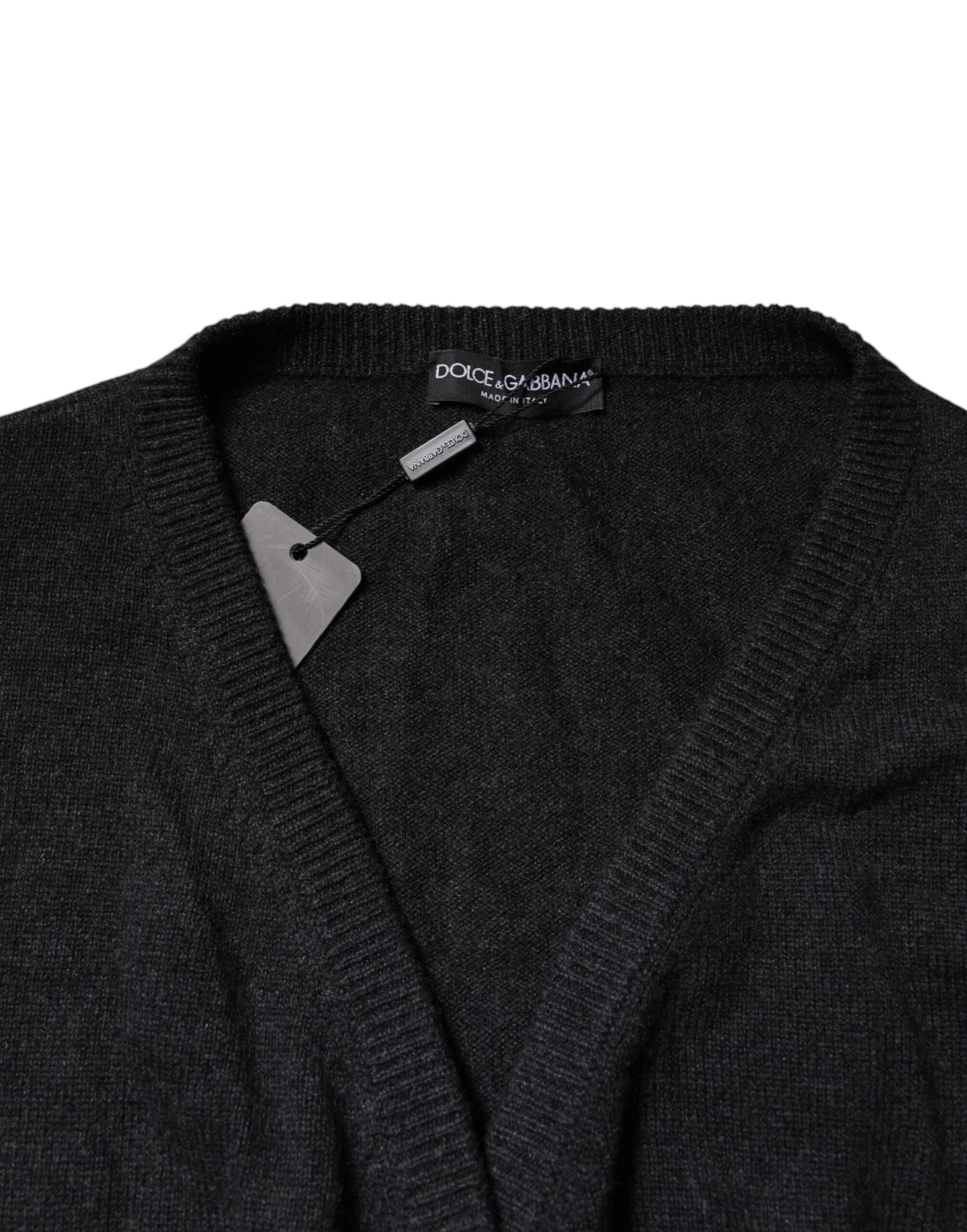 Dolce & Gabbana – Grauer Kaschmirpullover mit tiefem V-Ausschnitt