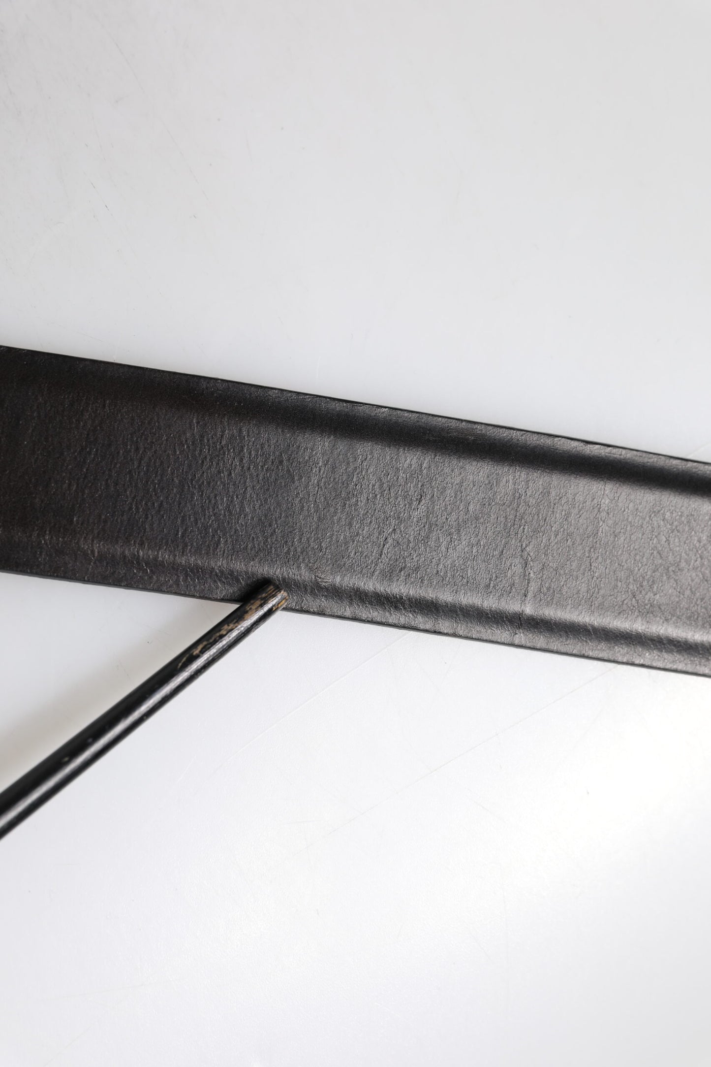 Dolce & Gabbana Klassischer Gürtel aus schwarzem Leder mit Metallschnalle