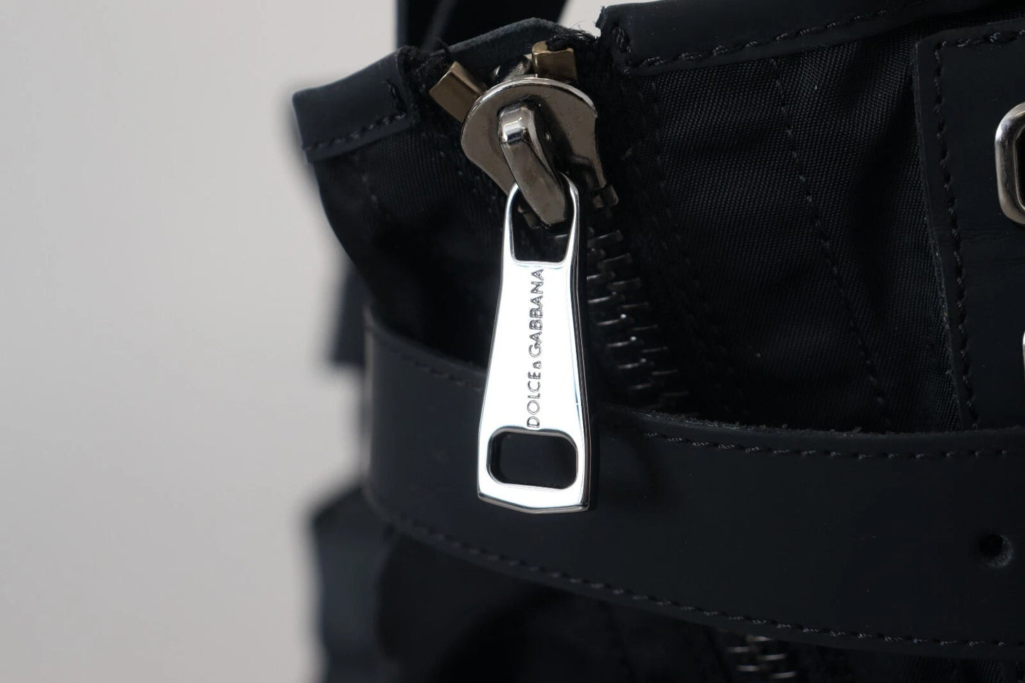 Dolce & Gabbana – Schwarze High-Top-Sorrento-Sneakers aus Nylon