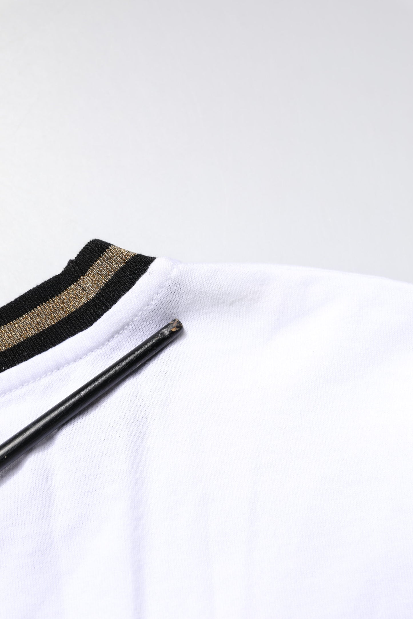 Dolce & Gabbana – Weißes Baumwoll-T-Shirt mit Rundhalsausschnitt und grafischem Print