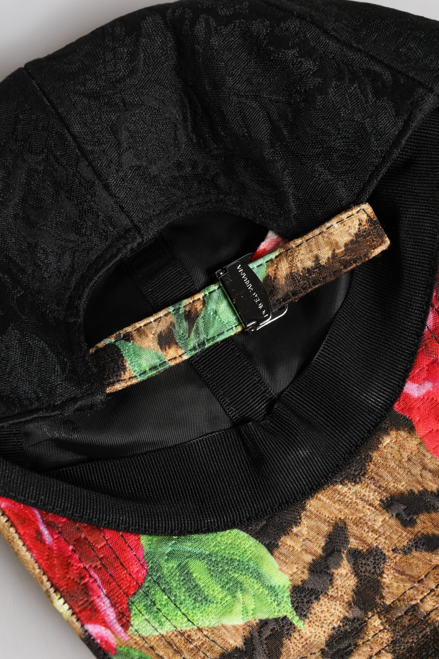 Dolce & Gabbana – Mehrfarbige Baseballkappe mit 6 Paneelen und DG-Logo-Aufnäher