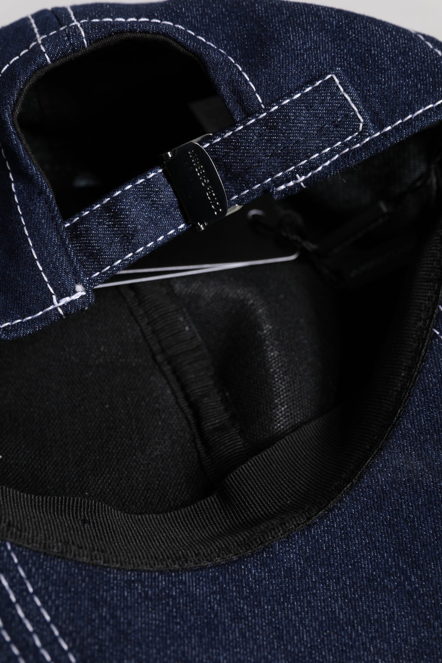Dolce & Gabbana – Baseballkappe mit blauer Kristallverzierung