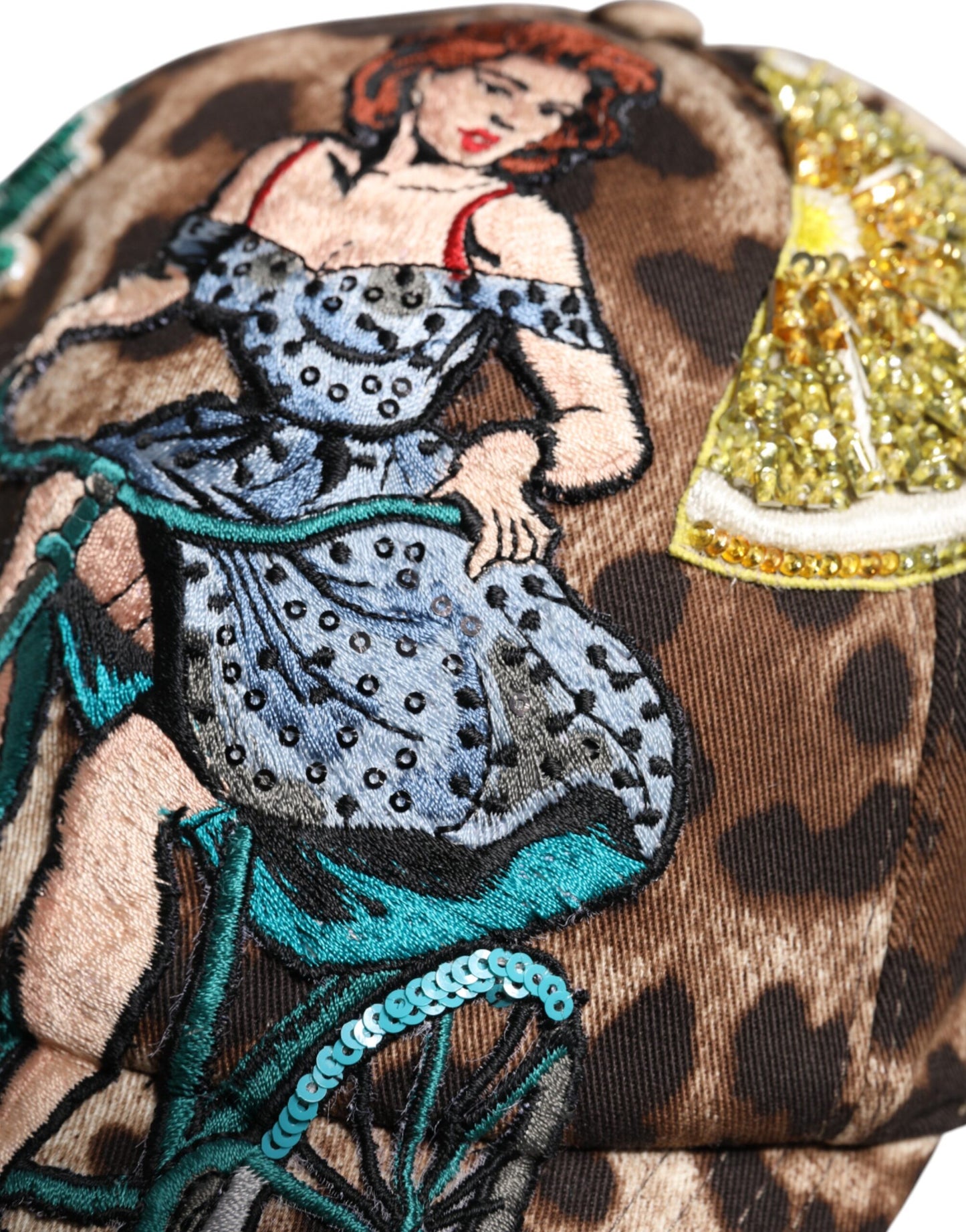 Dolce & Gabbana – Sicily – Baseballkappe mit Leoparden-Pailletten in Braun