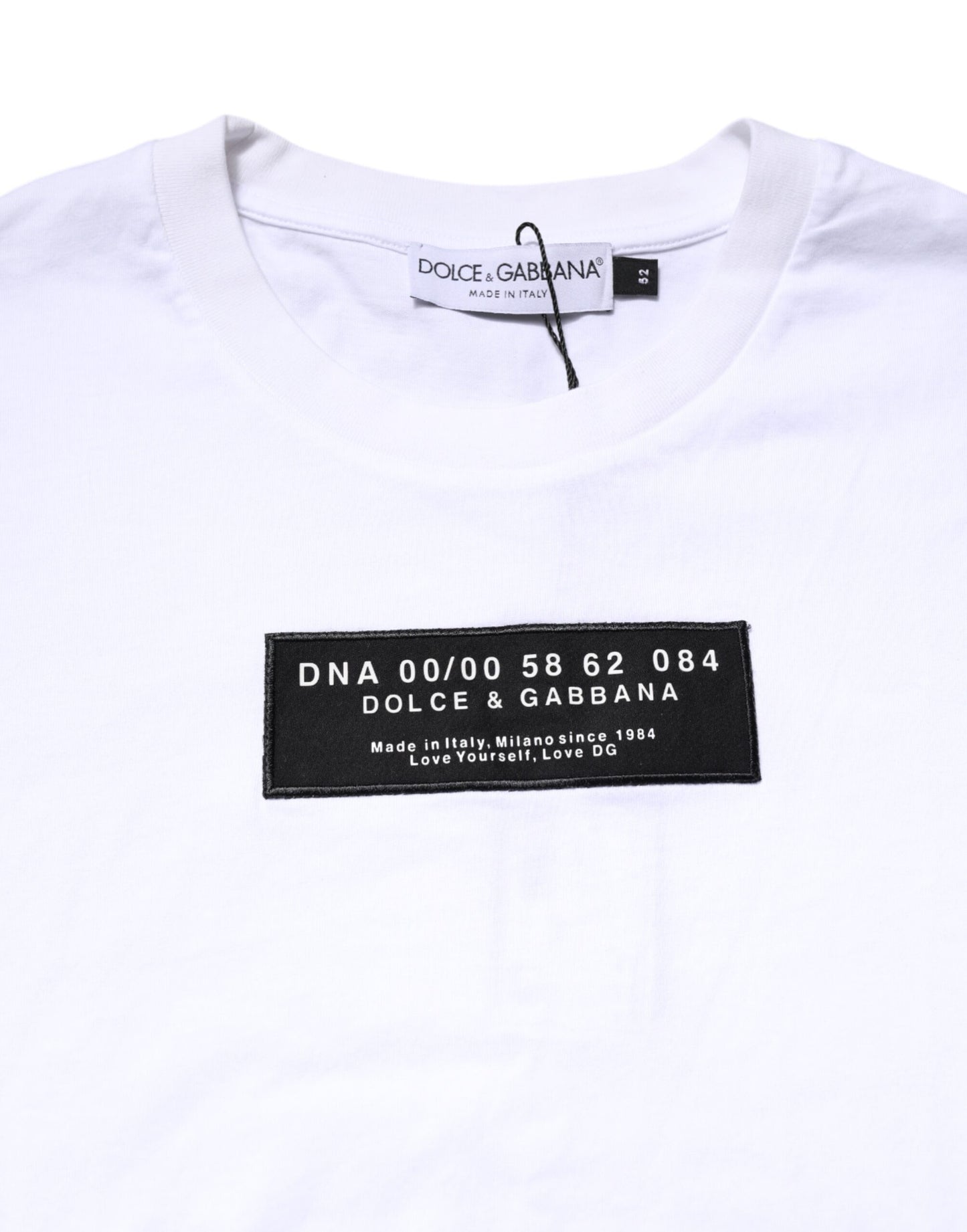 Dolce & Gabbana – Weißes Baumwoll-T-Shirt mit Rundhalsausschnitt und Logo-Patch