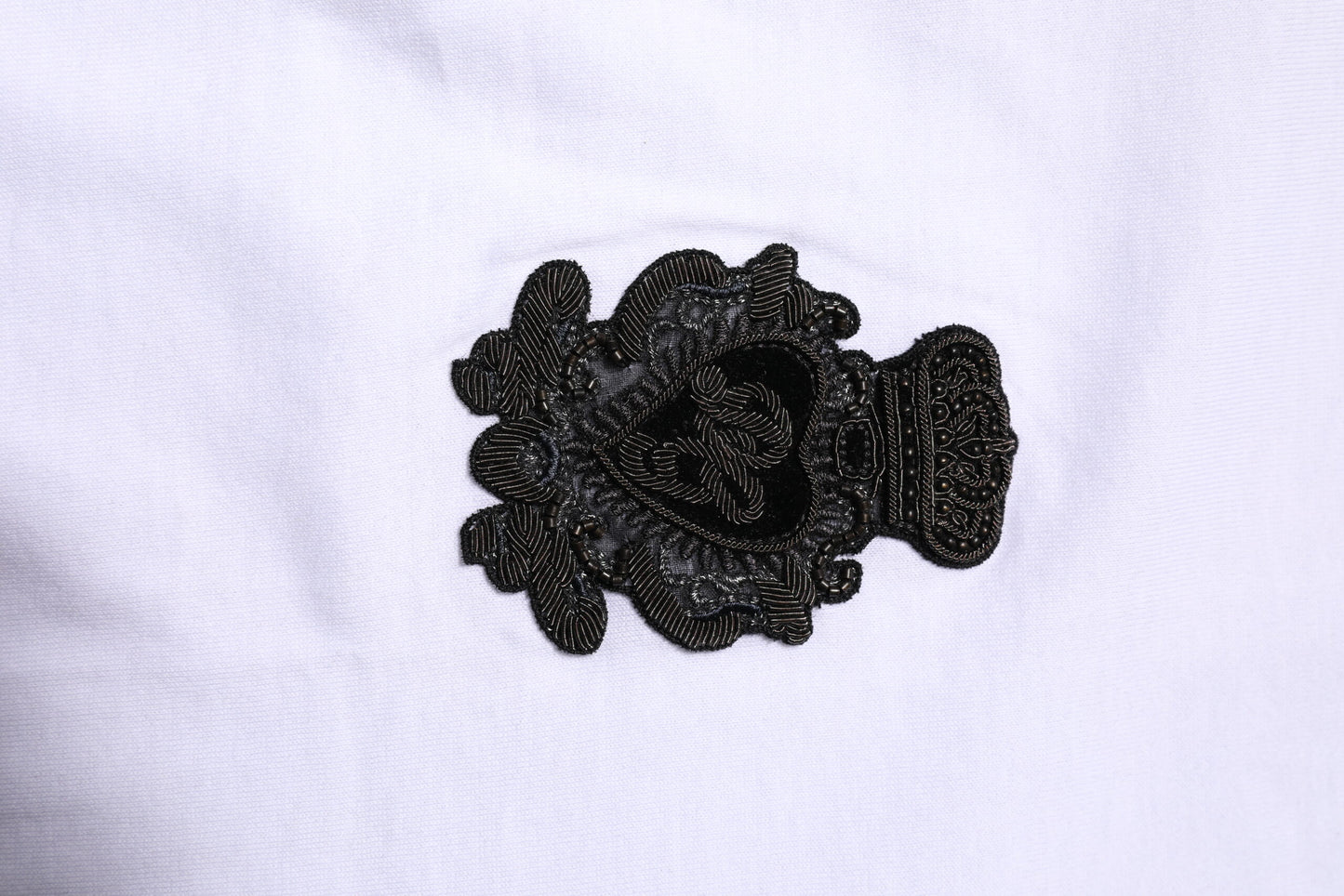 Dolce & Gabbana – Weißes Baumwoll-T-Shirt mit DG-Kronenstickerei