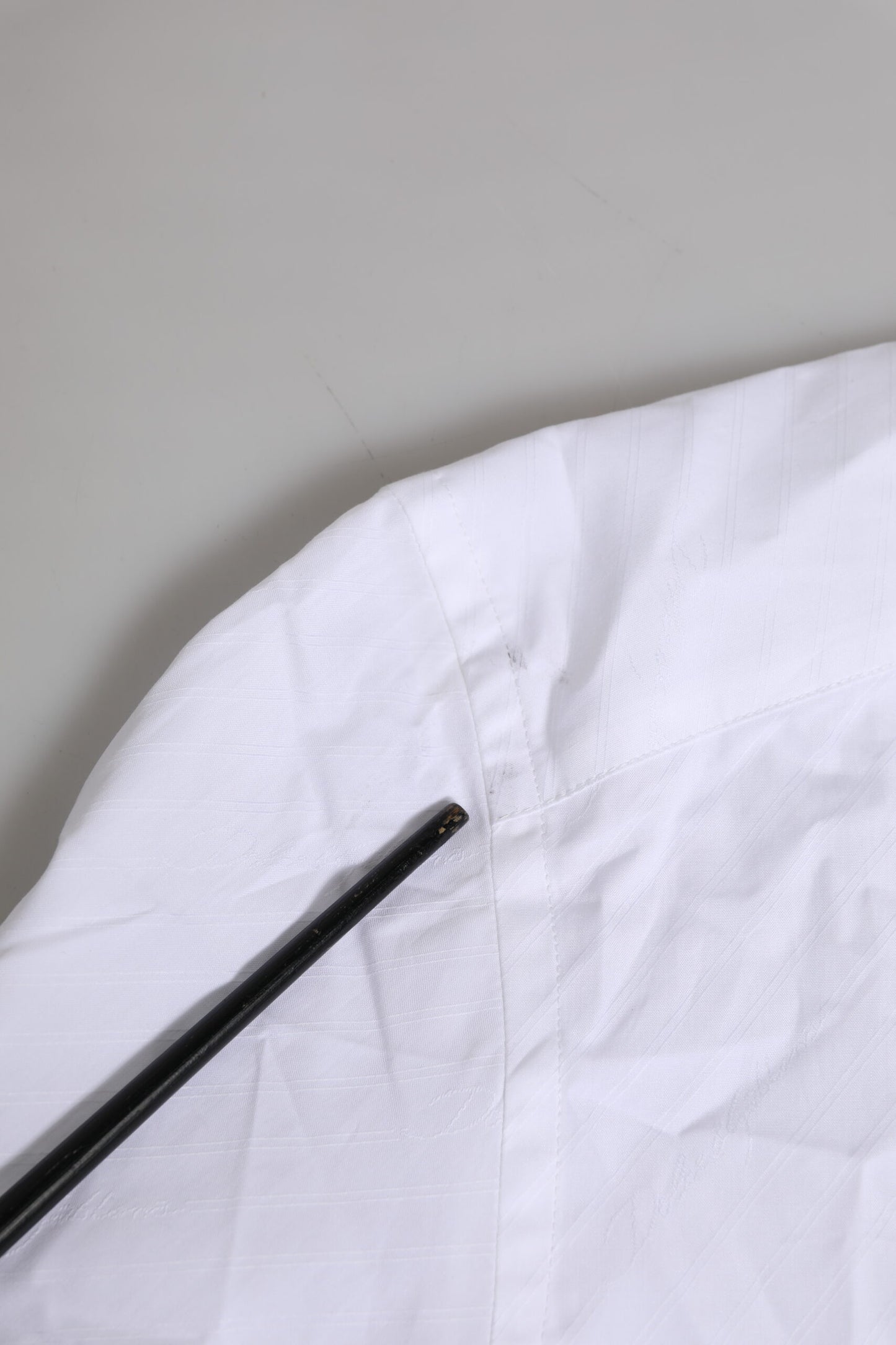 Dolce & Gabbana – Weißes, langärmliges, formelles Hemd aus Baumwolle in GOLD