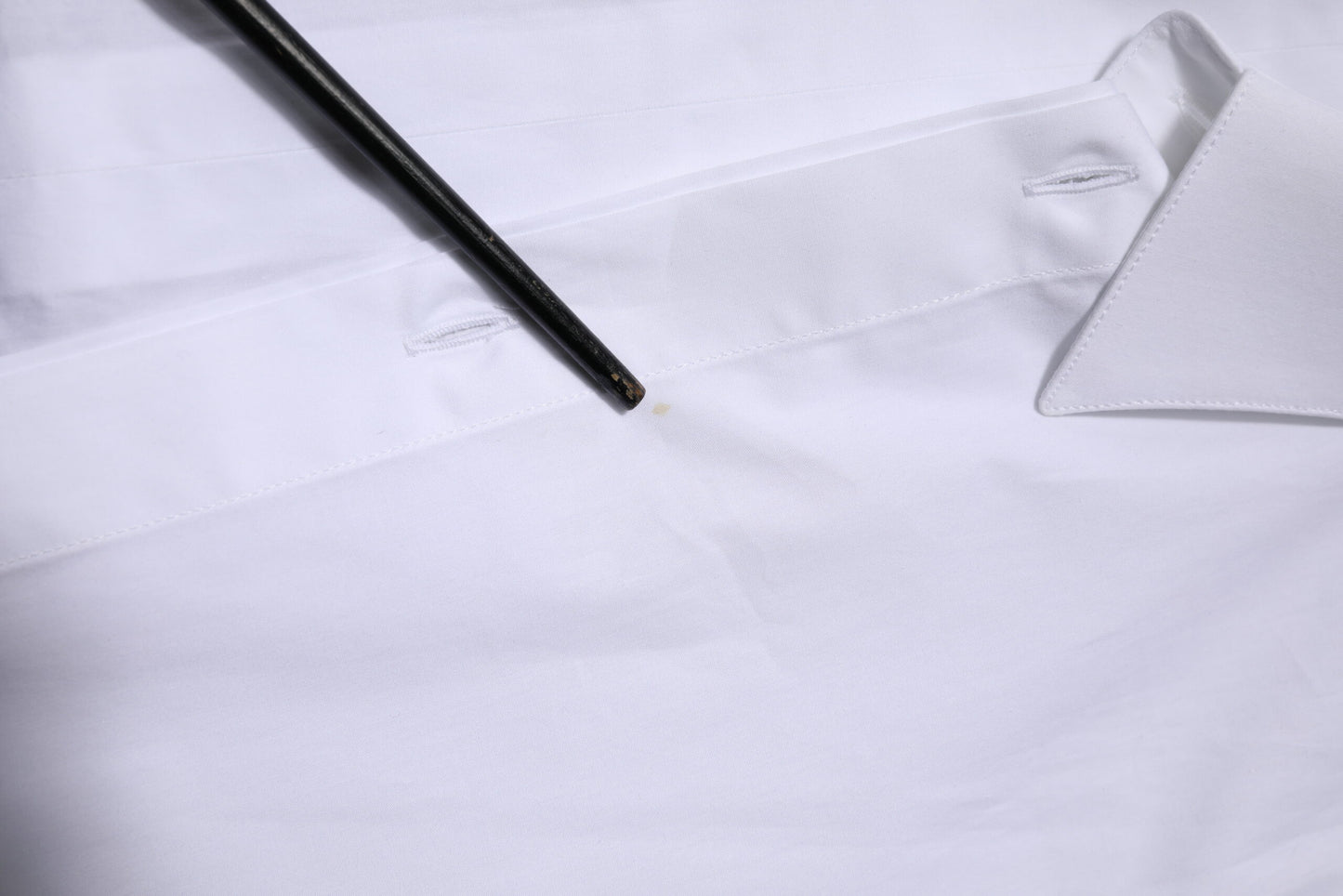 Dolce & Gabbana – Weißes, langärmliges, formelles Hemd aus Baumwolle in GOLD