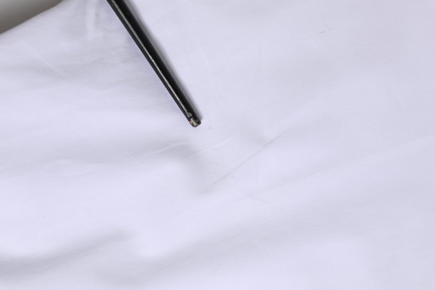 Dolce & Gabbana Weißes langärmliges Hemd aus Baumwolle in GOLD