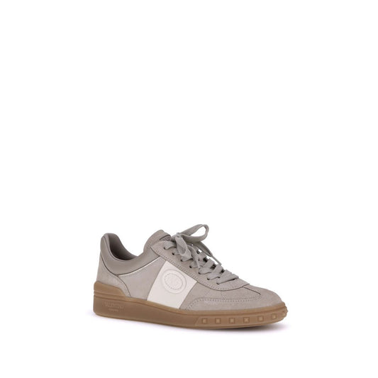 Valentino Garavani Sneaker aus beigem Kalbsleder, Modell Bos Taurus, niedrige Form.