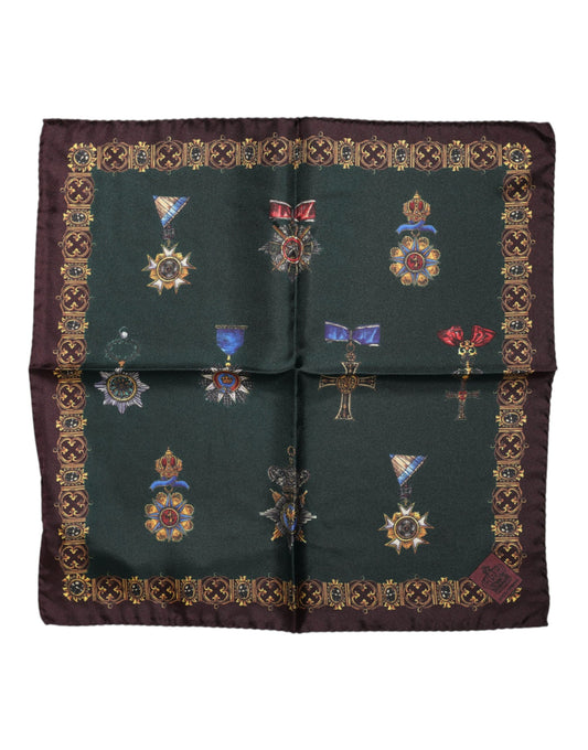 Dolce & Gabbana – Quadratischer Foulard aus Seide mit grünen Medaillen