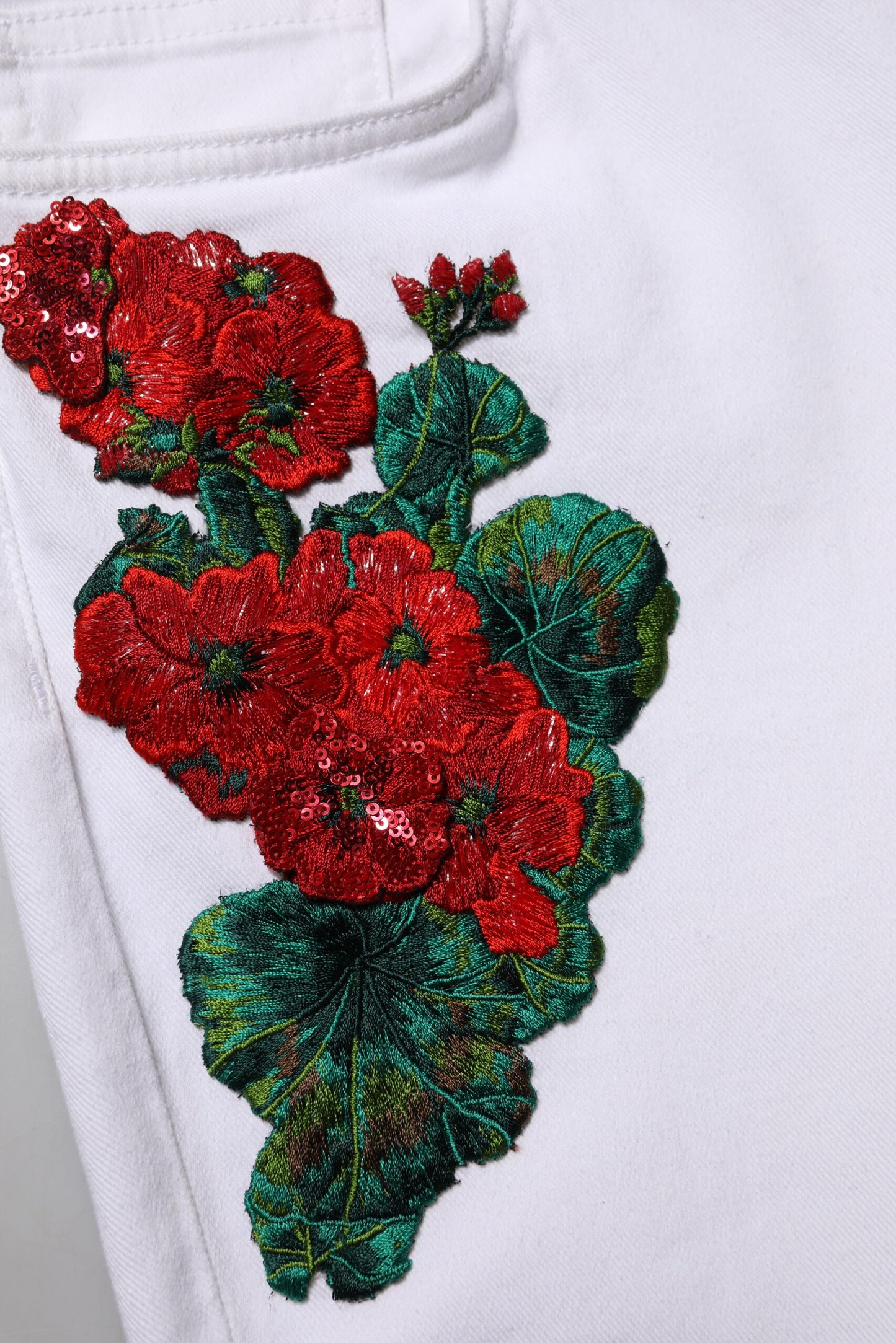 Dolce & Gabbana Weiße GIRLY-Jeans mit Blumenstickerei