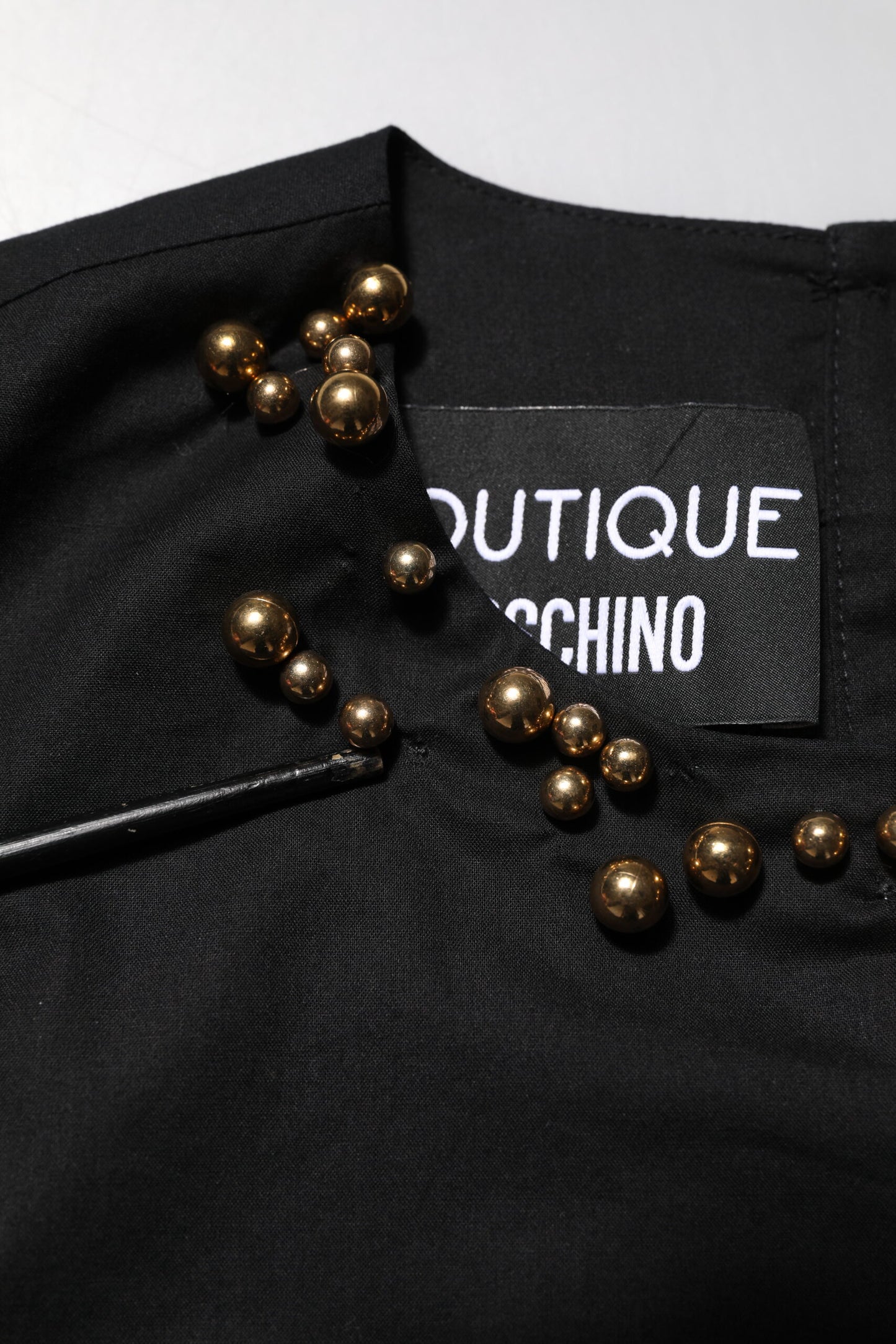 Boutique Moschino – Schwarzes, ärmelloses Tank-T-Shirt aus Baumwolle für Damen