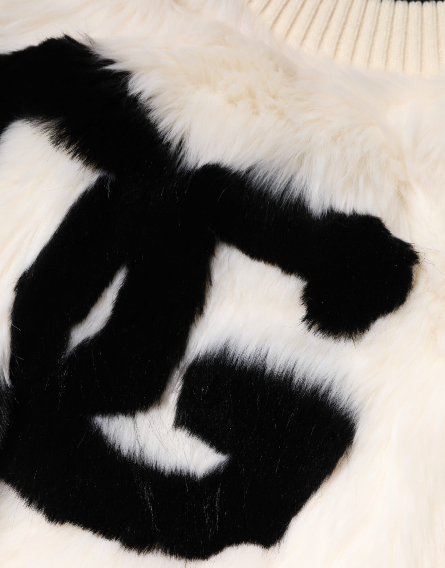 Dolce & Gabbana – Weißes, kurzes Sweatshirt aus Kunstpelz DG