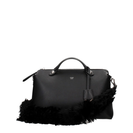 Fendi – Schwarze Leder-Umhängetasche