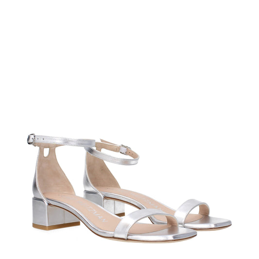 Stuart Weitzman – Flache Sandalen aus grauem Leder
