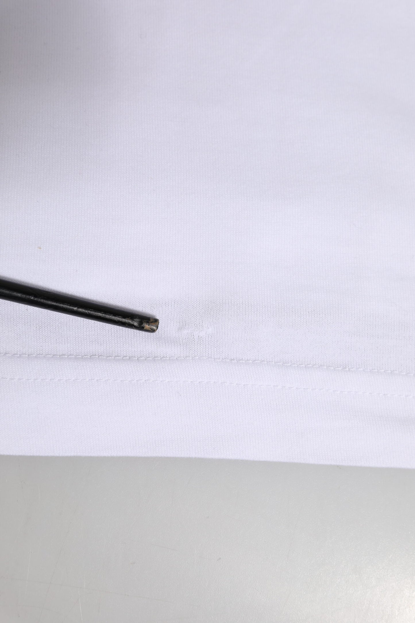 Dolce & Gabbana – Weißes T-Shirt mit Rundhalsausschnitt und kurzen Ärmeln und Logo