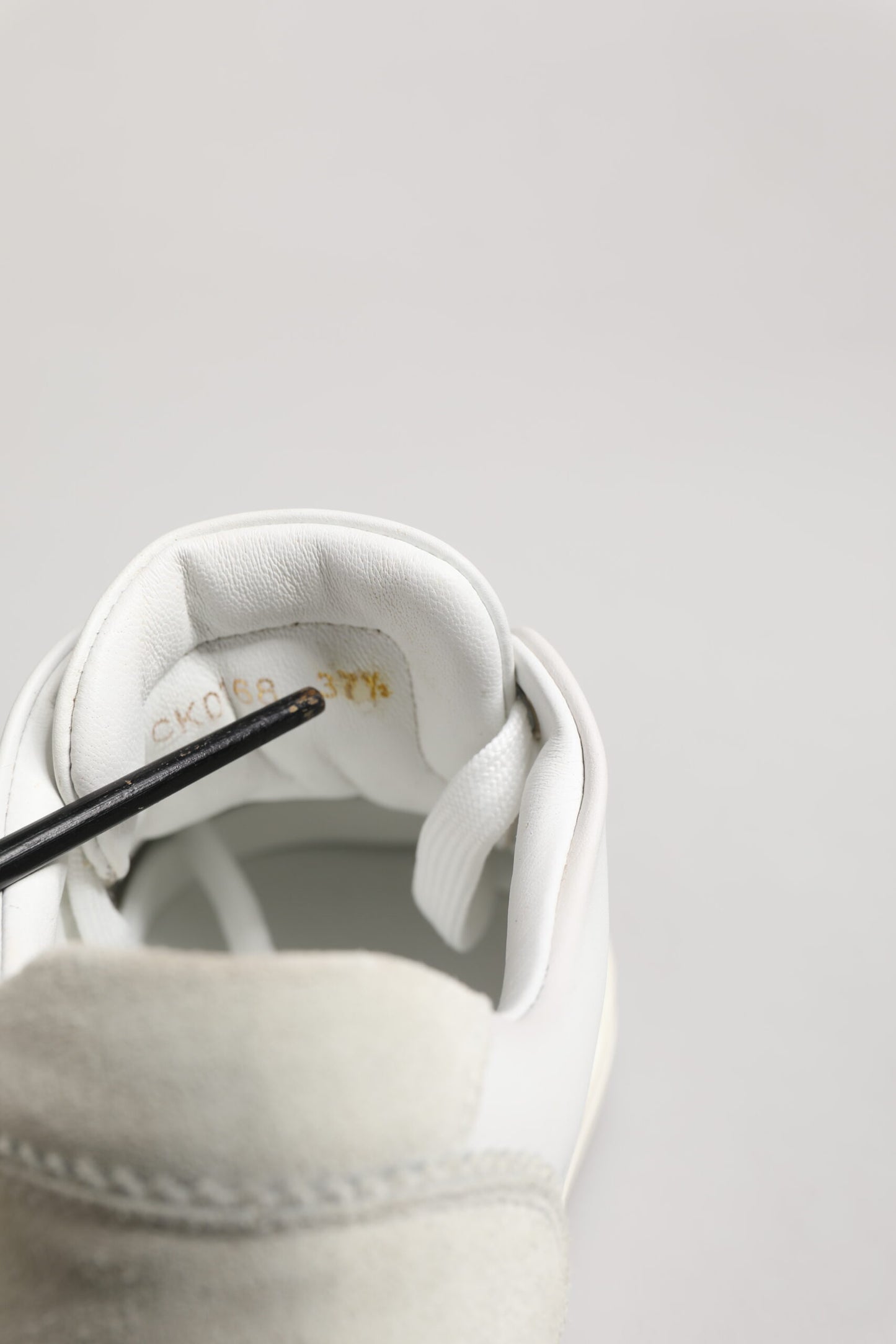 Dolce & Gabbana Weiß Grau Leder Low Top Sneakers Schuhe