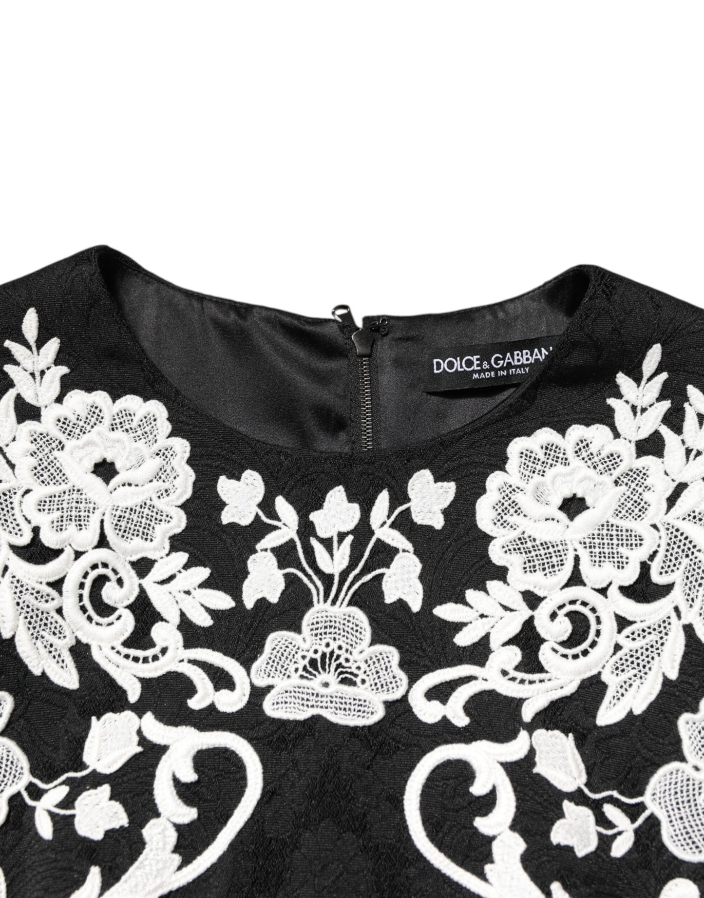 Dolce & Gabbana – Schwarzes A-Linien-Kleid mit kurzen Ärmeln und Spitzenbesatz