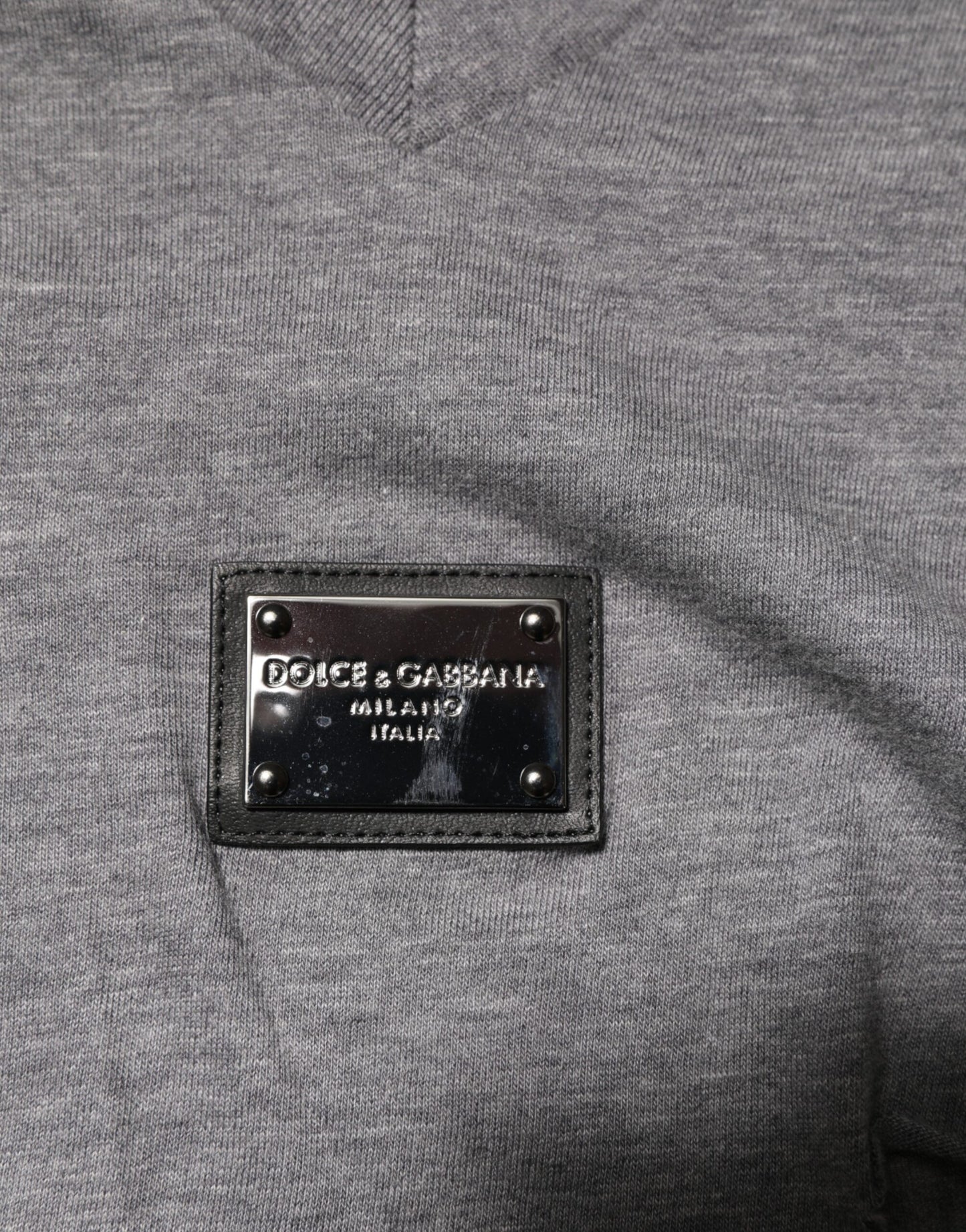 Dolce & Gabbana – T-Shirt mit Logo-Aufnäher aus grauer Baumwolle für Herren