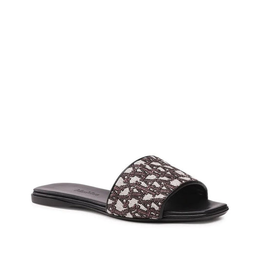 Max Mara – Fridac – Slides mit Logo