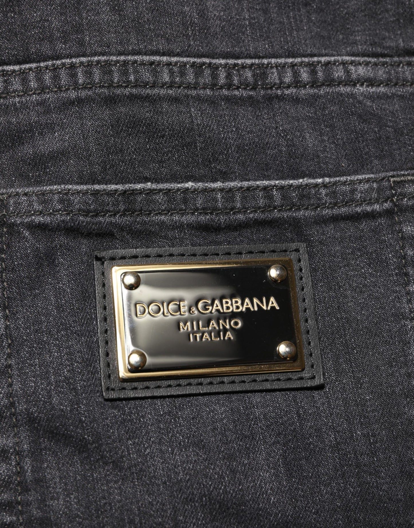 Dolce & Gabbana – Slim Fit-Jeans aus schwarzer Baumwolle mit zerrissenem Logo